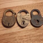 Lot A7 Vintage Locks no Keys